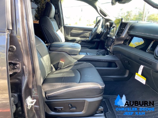 Used 2026 RAM 2500 Limited AWD/4WD image 21