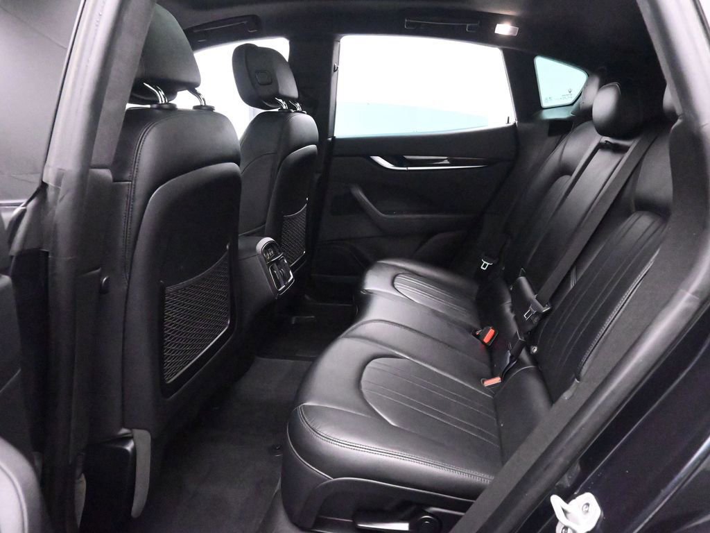 Used 2023 Maserati Levante Modena image 15