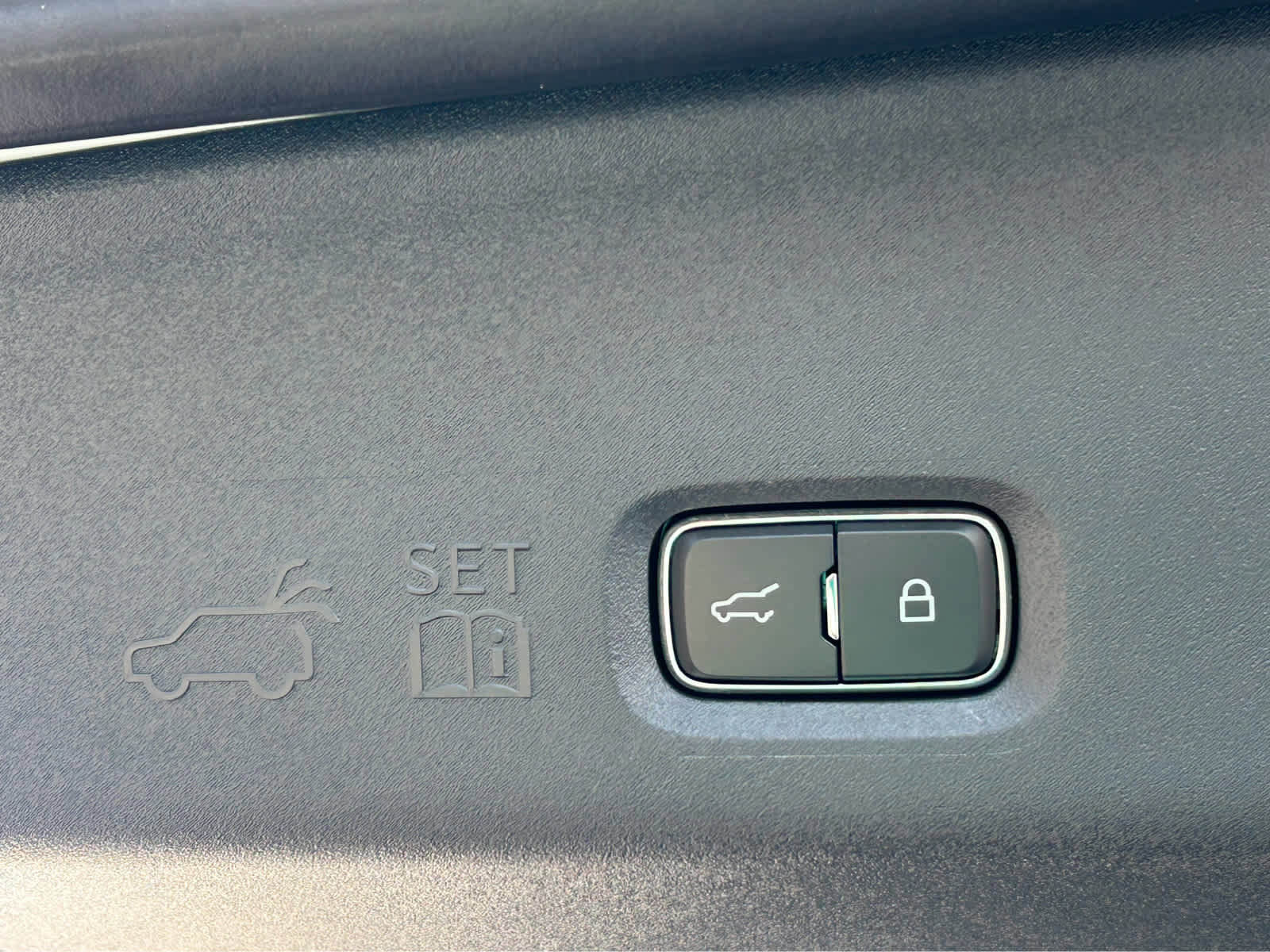 New 2025 Ford Expedition Max Platinum w/ Stealth Performance Package image 13