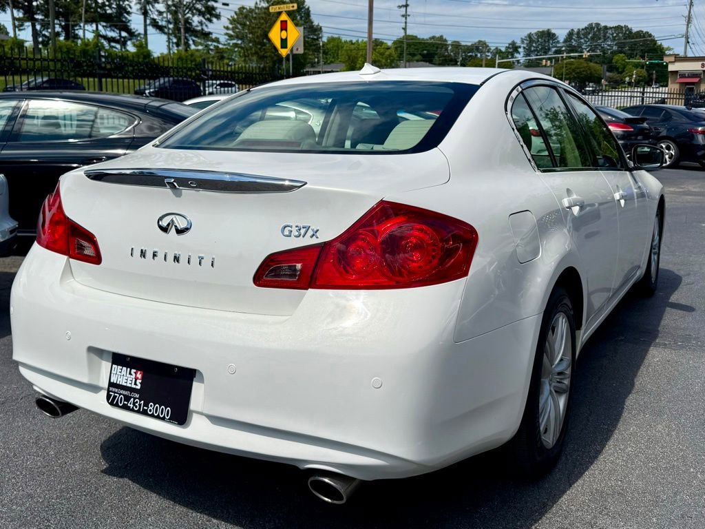 Used 2012 INFINITI G37 x Sedan w/ Premium Pkg AWD/4WD image 6