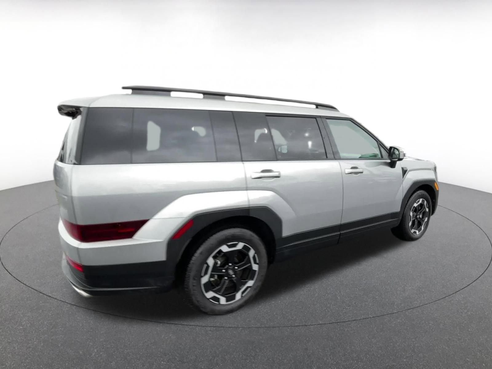 Used 2025 Hyundai Santa Fe SEL image 15