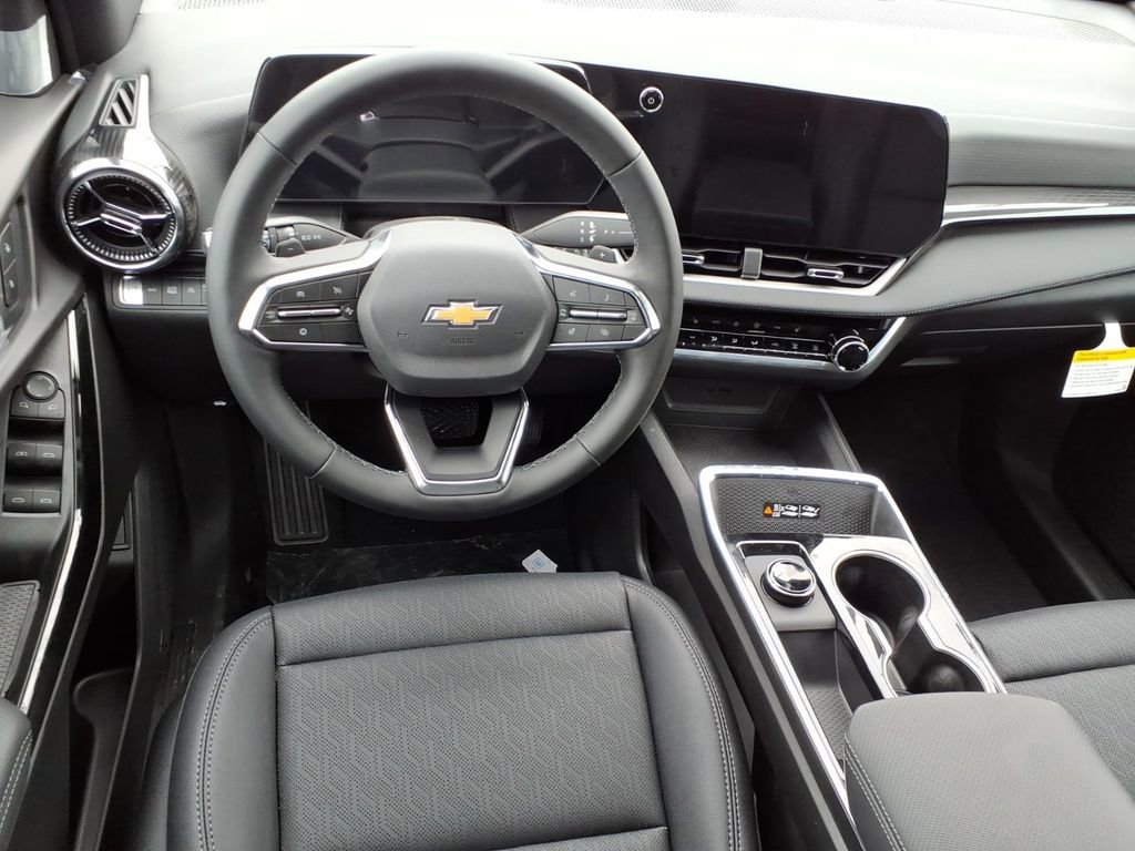 New 2026 Chevrolet Equinox LT w/ Convenience Package II image 6