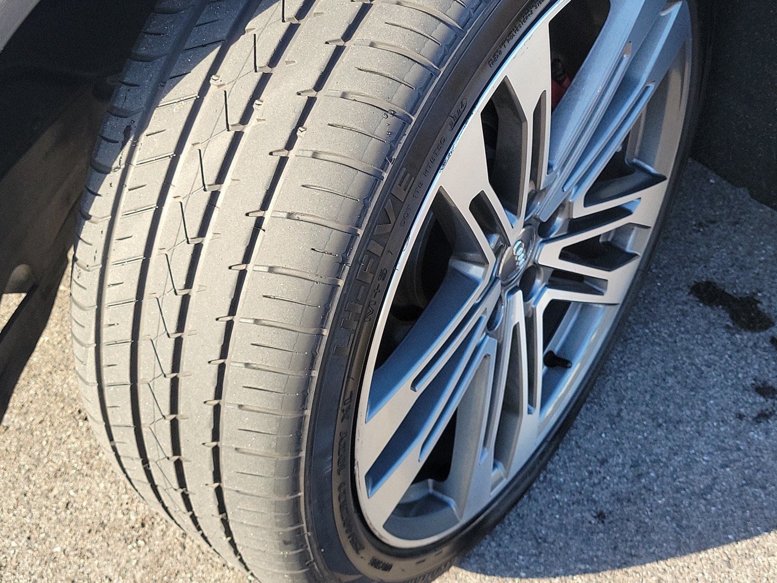 Used 2018 Audi SQ5 Prestige w/ Prestige Package AWD/4WD image 12