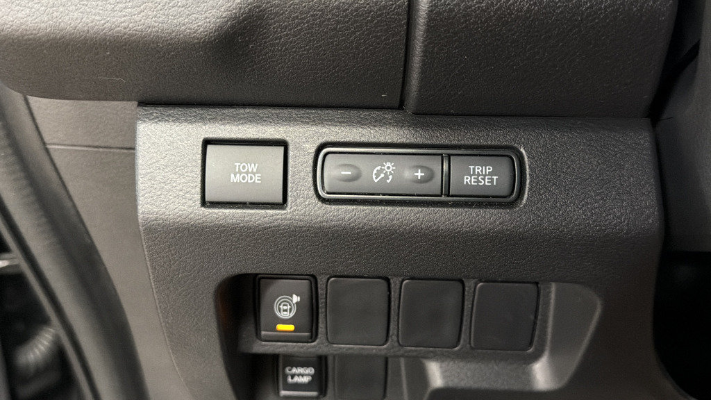 Used 2026 Nissan Frontier PRO-4X AWD/4WD image 19