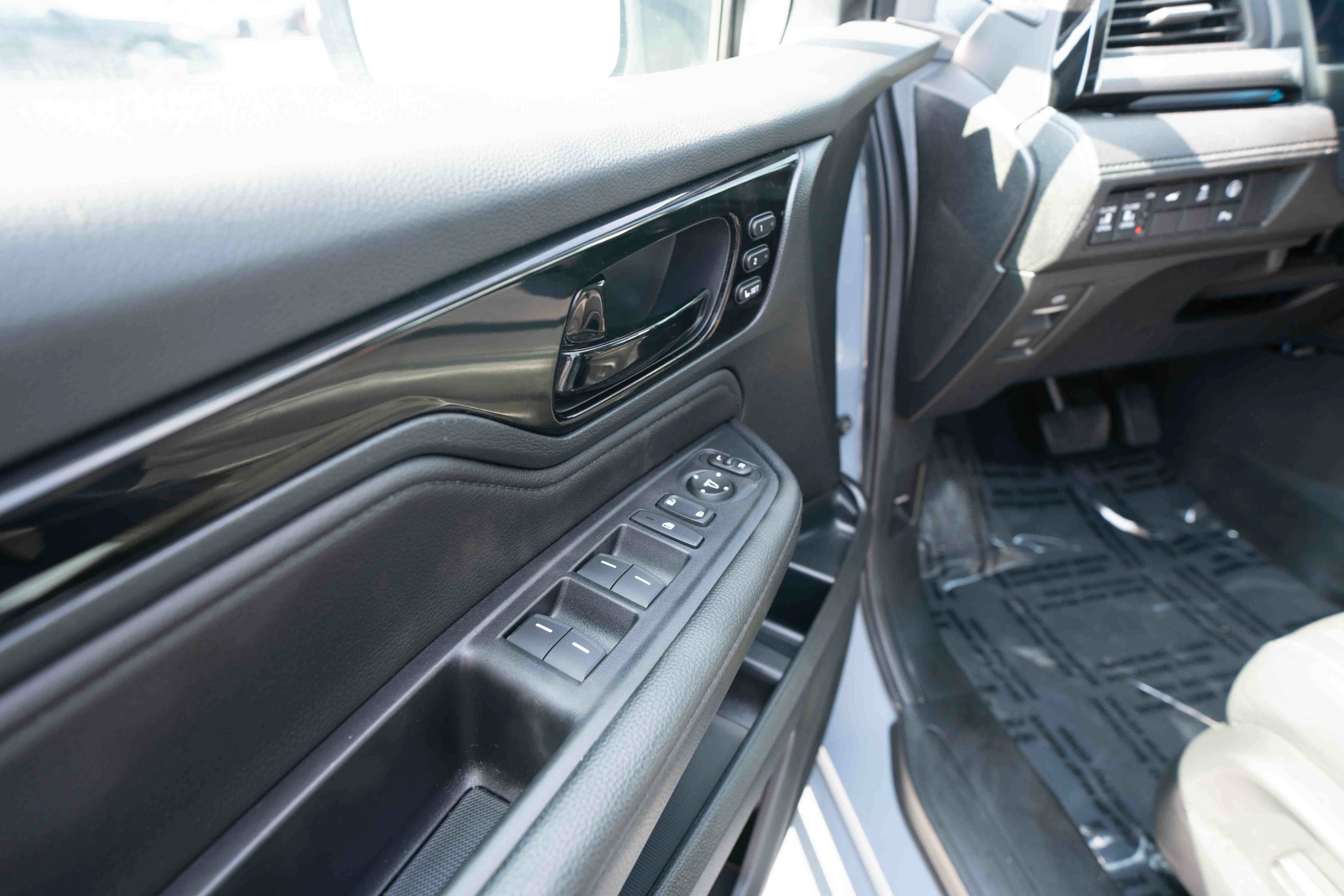 Used 2023 Honda Odyssey Touring image 7