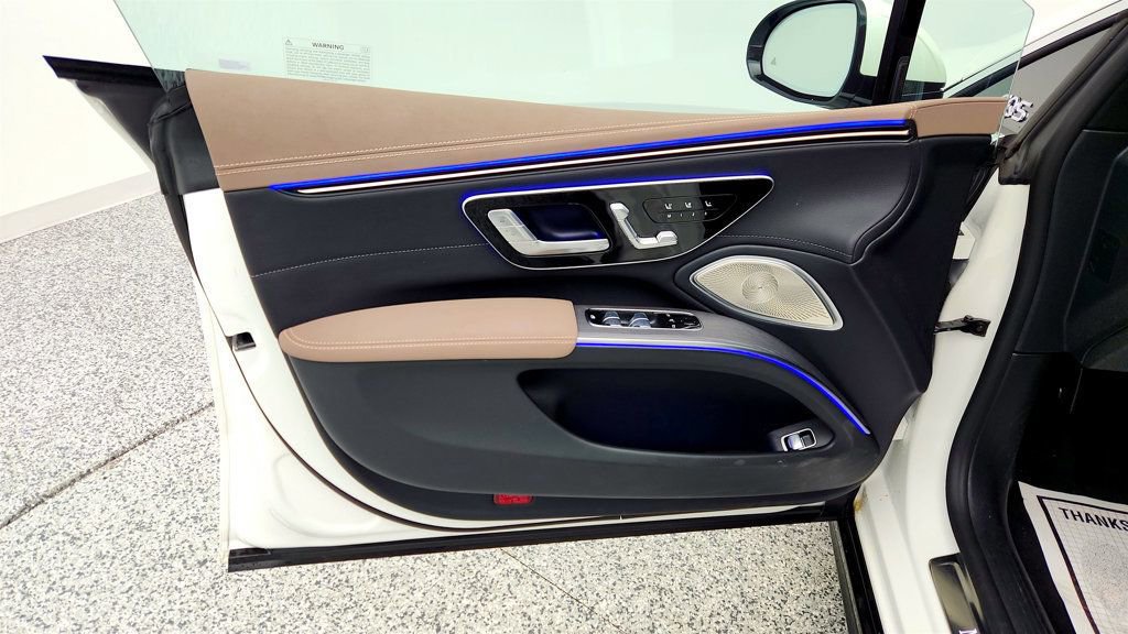 Used 2023 Mercedes-Benz EQS 580 4MATIC Sedan image 11