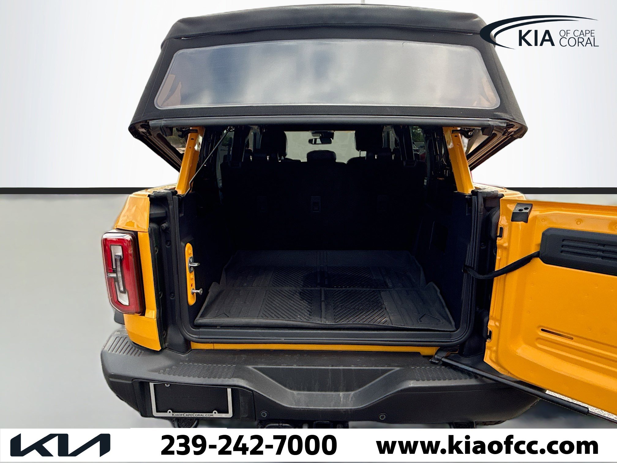 Used 2022 Ford Bronco Badlands image 12