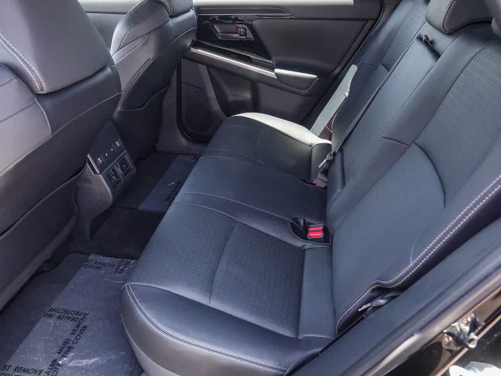 Used 2025 Subaru Solterra w/ Limited Package AWD/4WD image 17