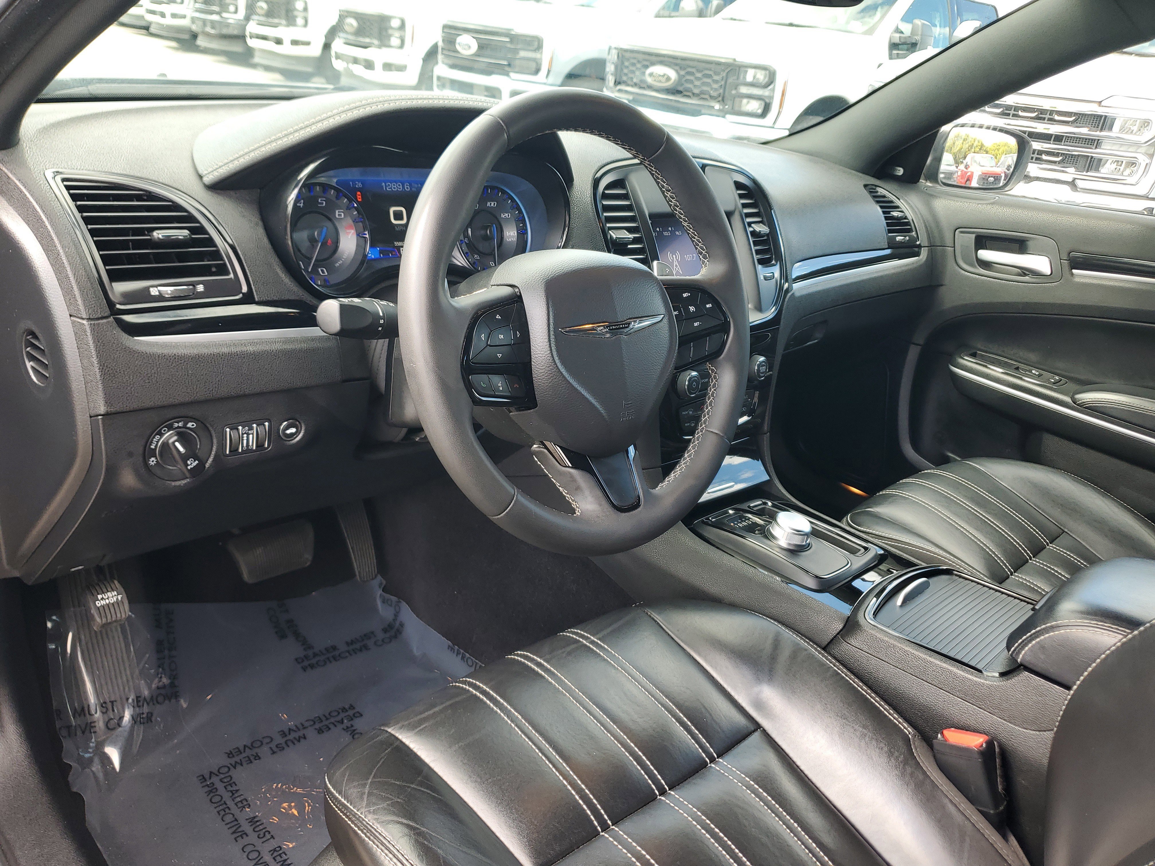 Used 2023 Chrysler 300 S image 9