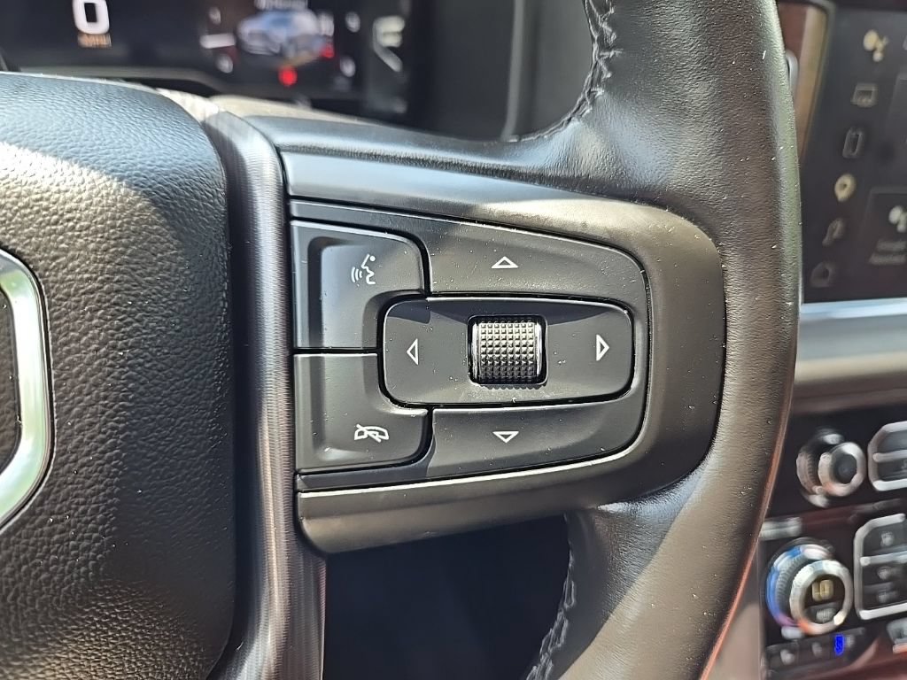 Used 2023 GMC Yukon Denali Ultimate w/ LPO, Floor Liner Package AWD/4WD image 20