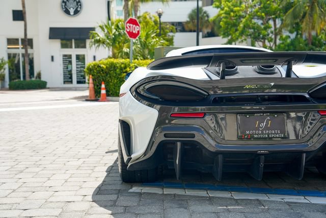 Used 2019 McLaren 600LT RWD image 23