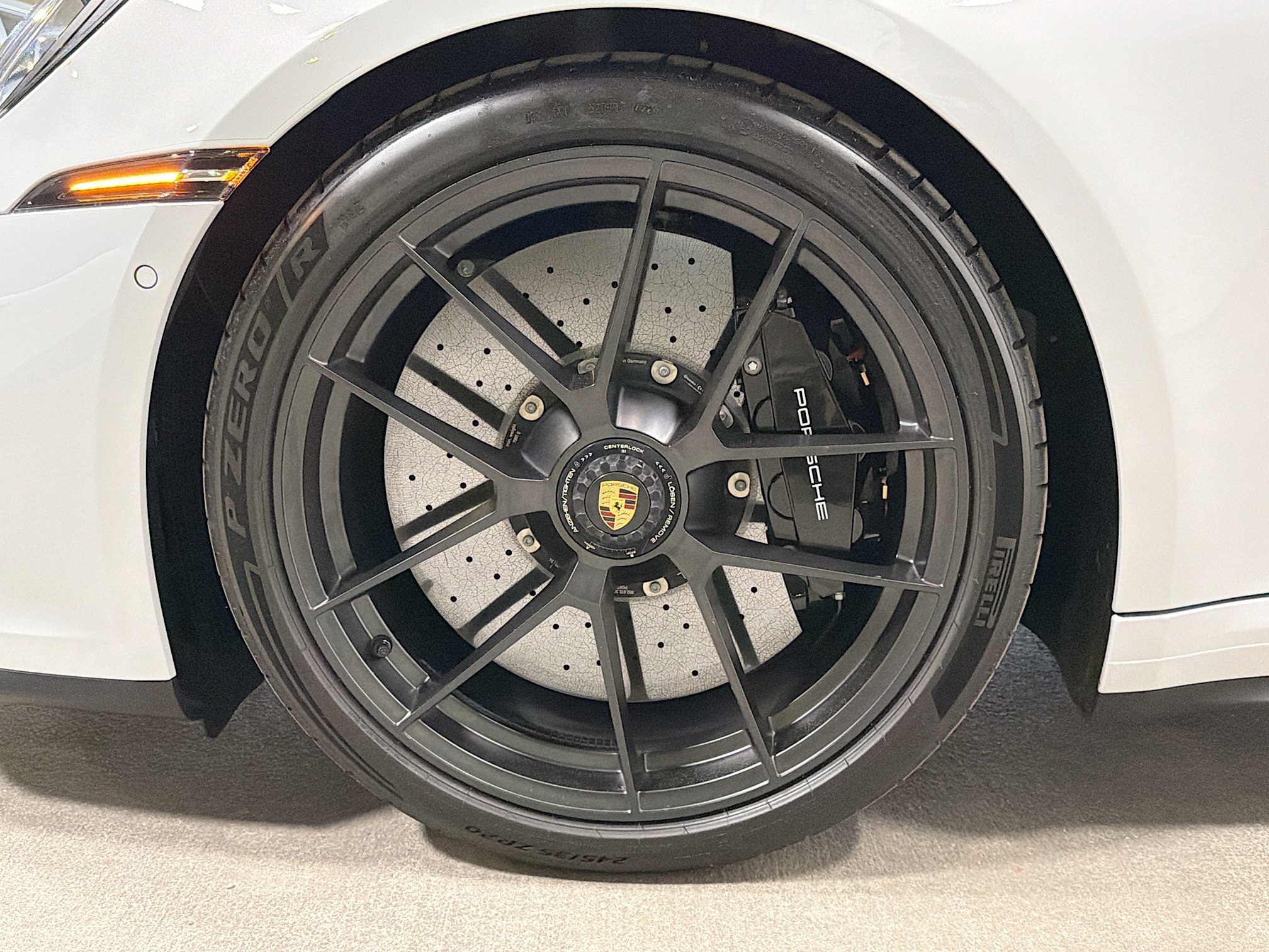 Certified 2025 Porsche 911 Carrera 4 GTS AWD/4WD image 39