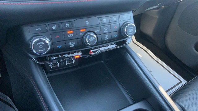 Used 2024 Dodge Durango GT image 25