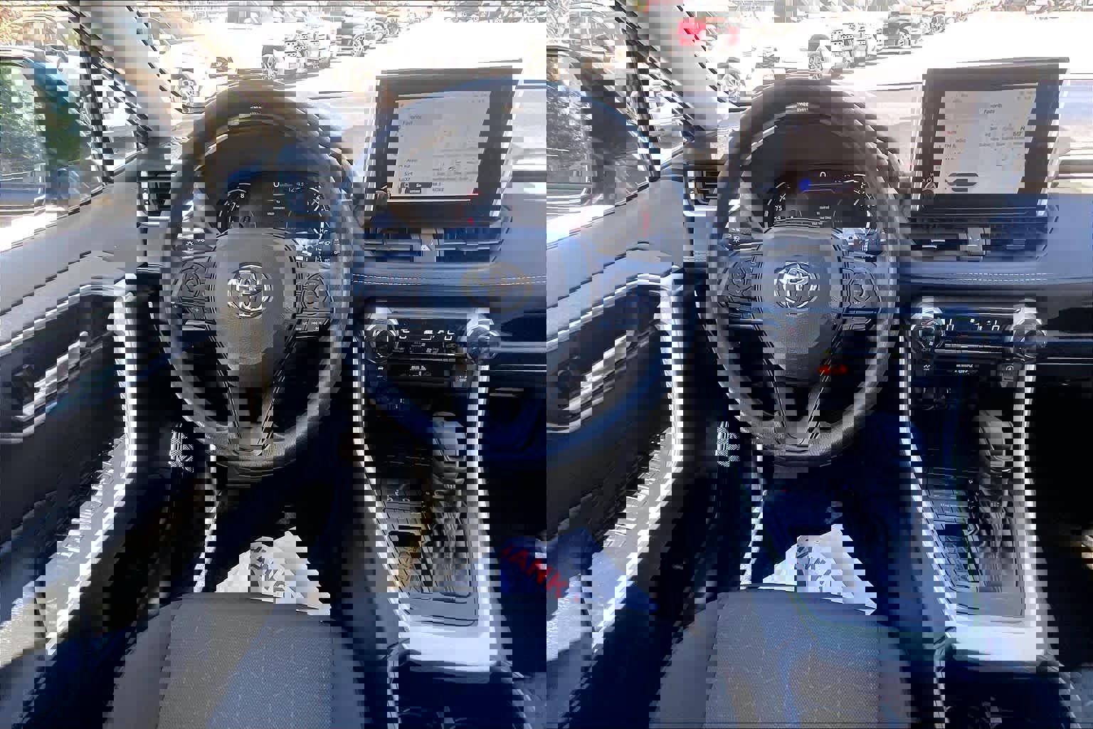 Used 2025 Toyota RAV4 XLE image 6