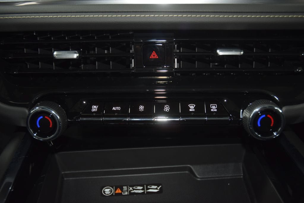 New 2026 Chevrolet Suburban Premier AWD/4WD image 34