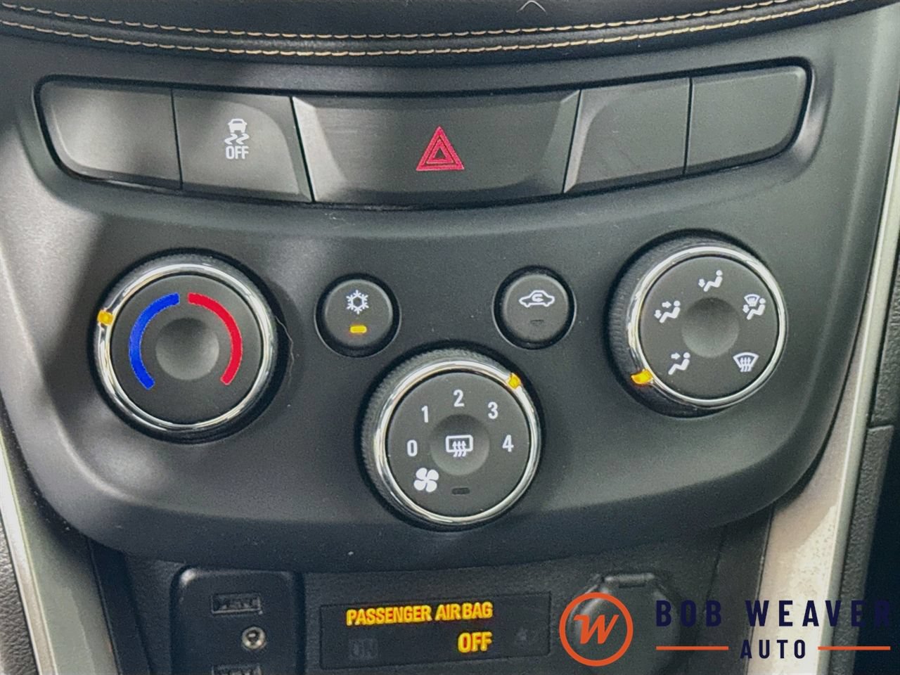 Used 2018 Chevrolet Trax LT AWD/4WD image 25