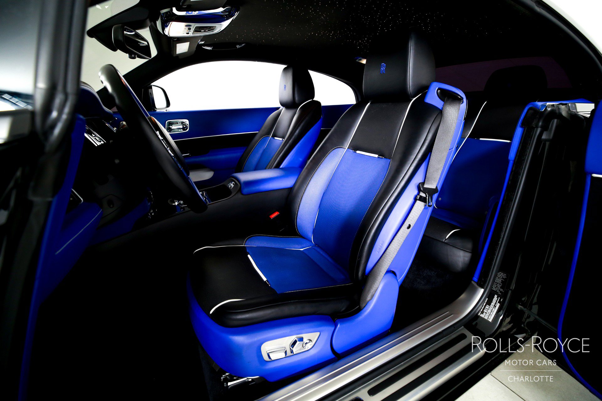 Used 2017 Rolls-Royce Wraith RWD image 13