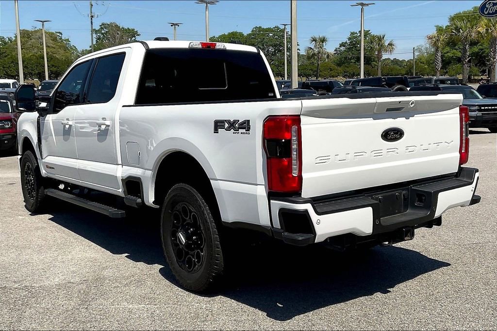 Used 2025 Ford F350 Lariat w/ Lariat Ultimate Package image 4