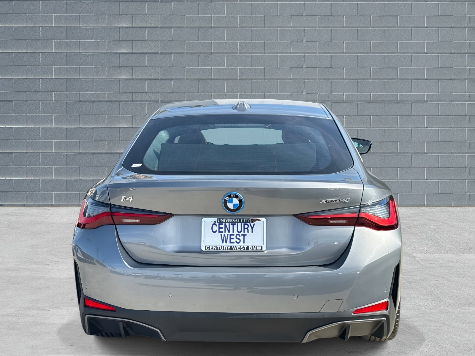 Used 2025 BMW i4 xDrive40i w/ Premium Package image 4