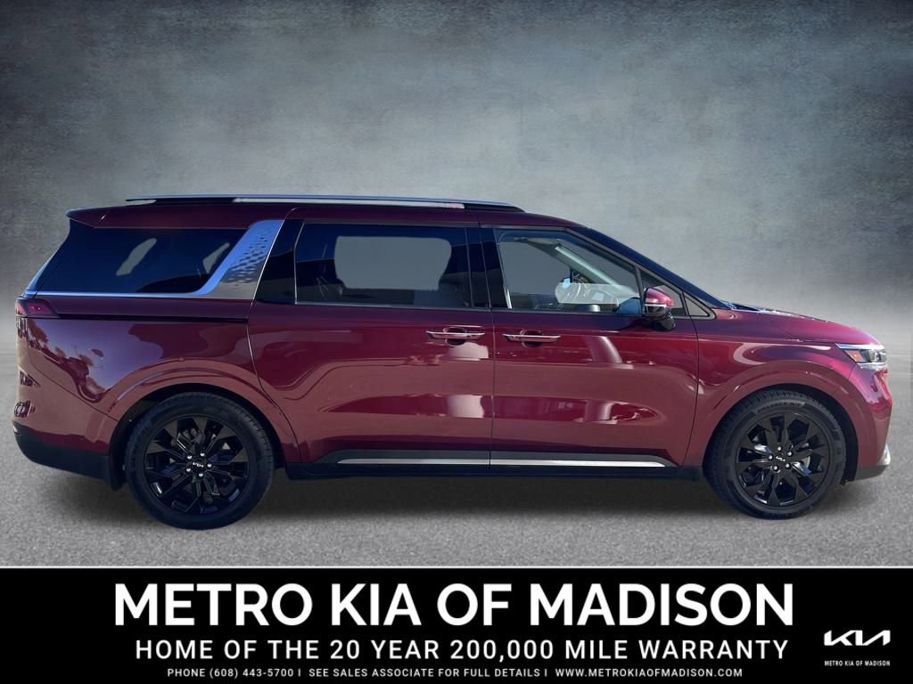 Used 2023 Kia Carnival SX Prestige image 5