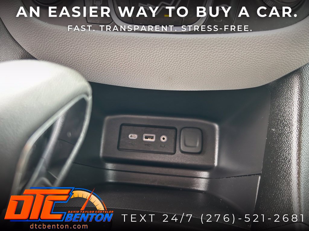 Used 2024 Chevrolet Equinox LT FWD image 20