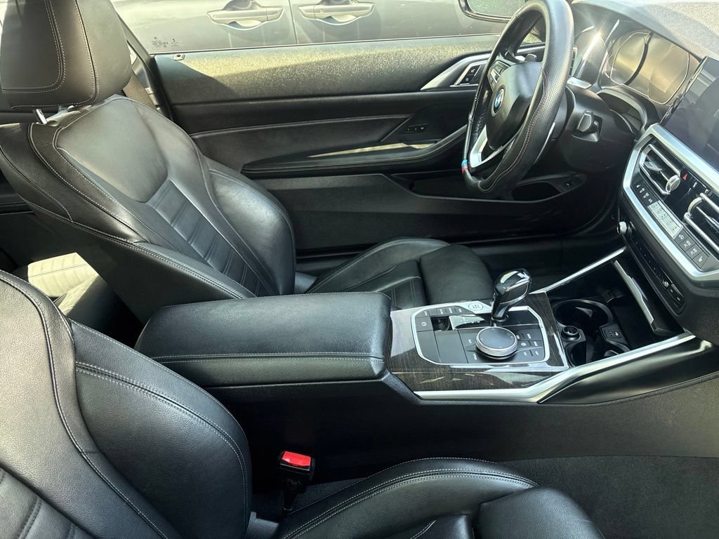 Used 2021 BMW 430i Coupe w/ Convenience Package RWD image 3