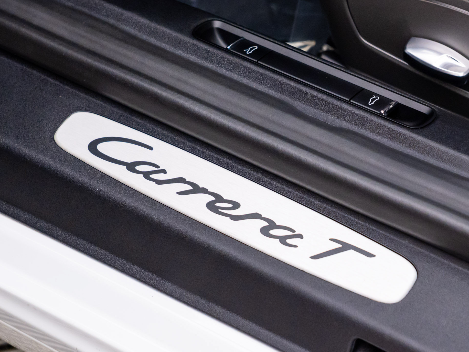Used 2019 Porsche 911 Carrera T RWD image 17