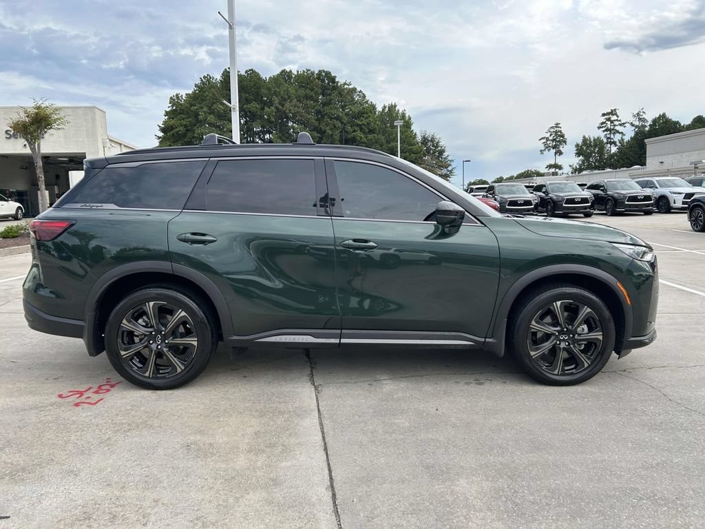 Used 2026 INFINITI QX60 Autograph w/ Dark Cargo Package AWD/4WD image 2