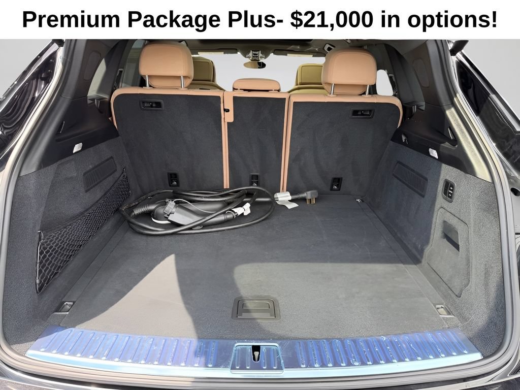 Used 2020 Porsche Cayenne E-Hybrid w/ Premium Plus Package AWD/4WD image 23