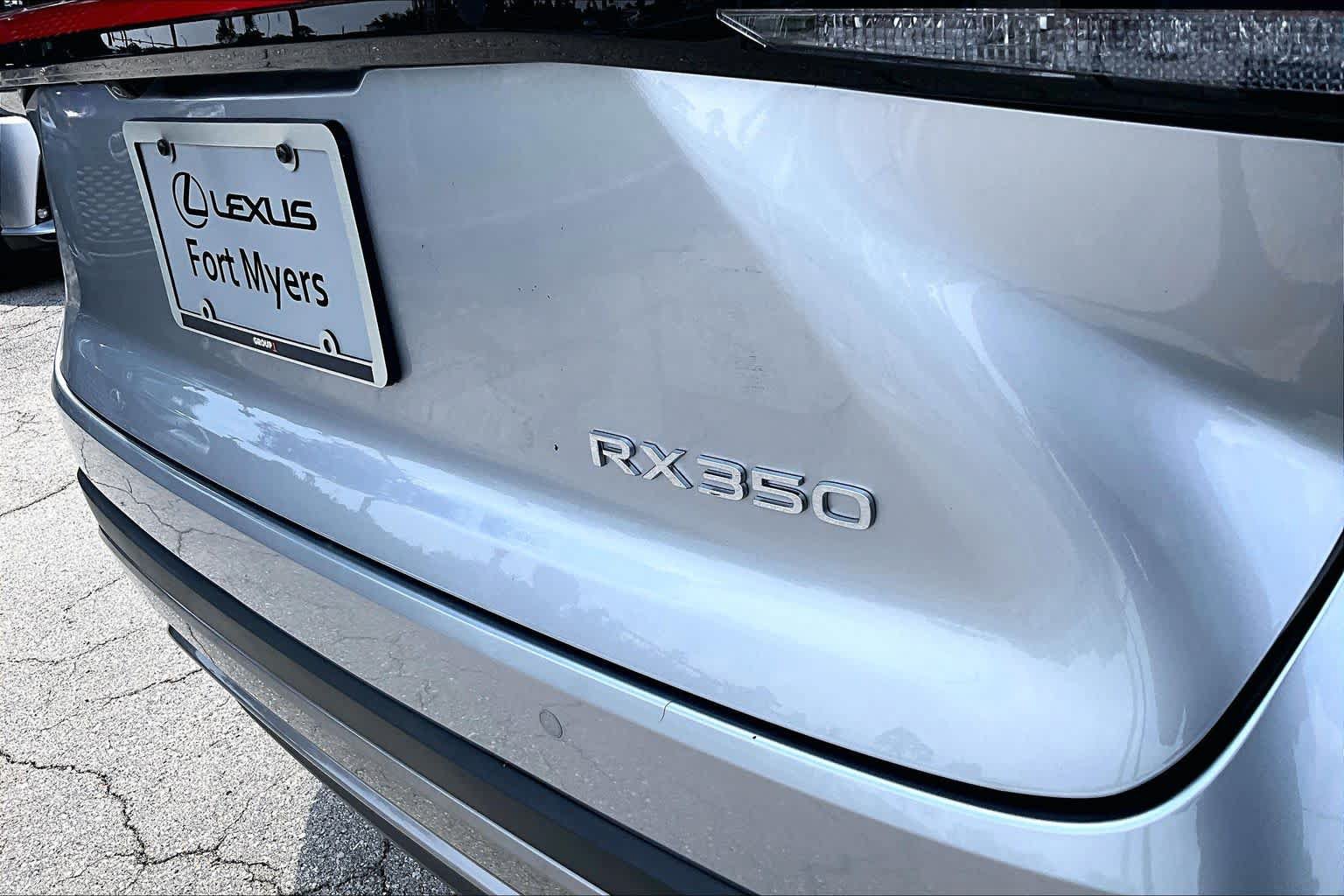 Used 2024 Lexus RX 350 FWD w/ Technology Package image 10