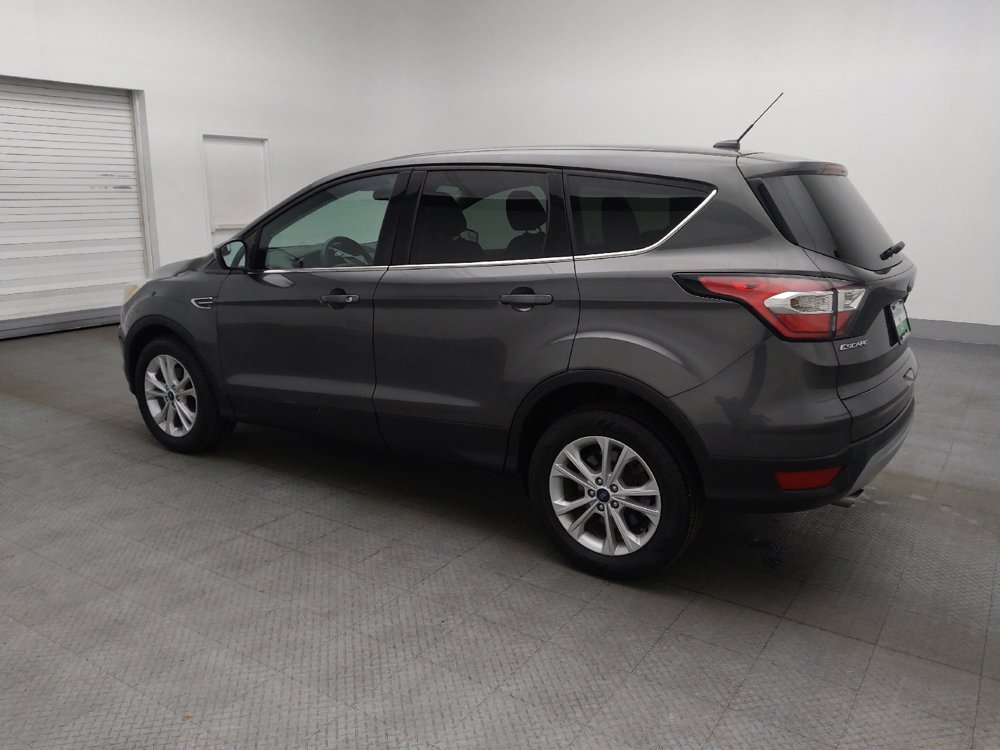 Used 2017 Ford Escape SE FWD image 3