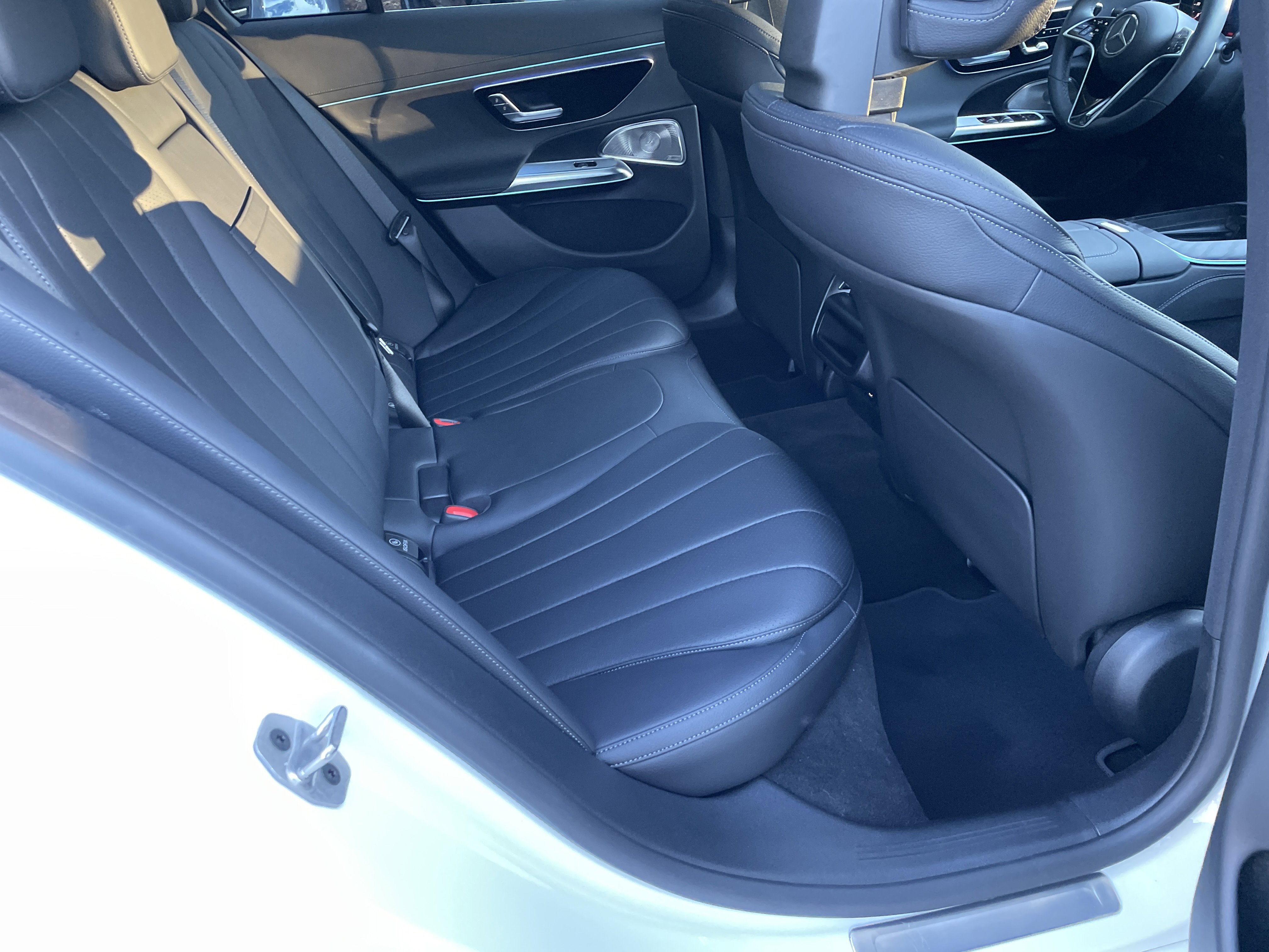 Certified 2025 Mercedes-Benz E 350 4MATIC Sedan image 46