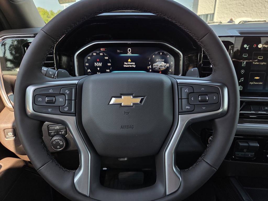 New 2026 Chevrolet Silverado 1500 LT w/ Z71 Off-Road Package AWD/4WD image 25