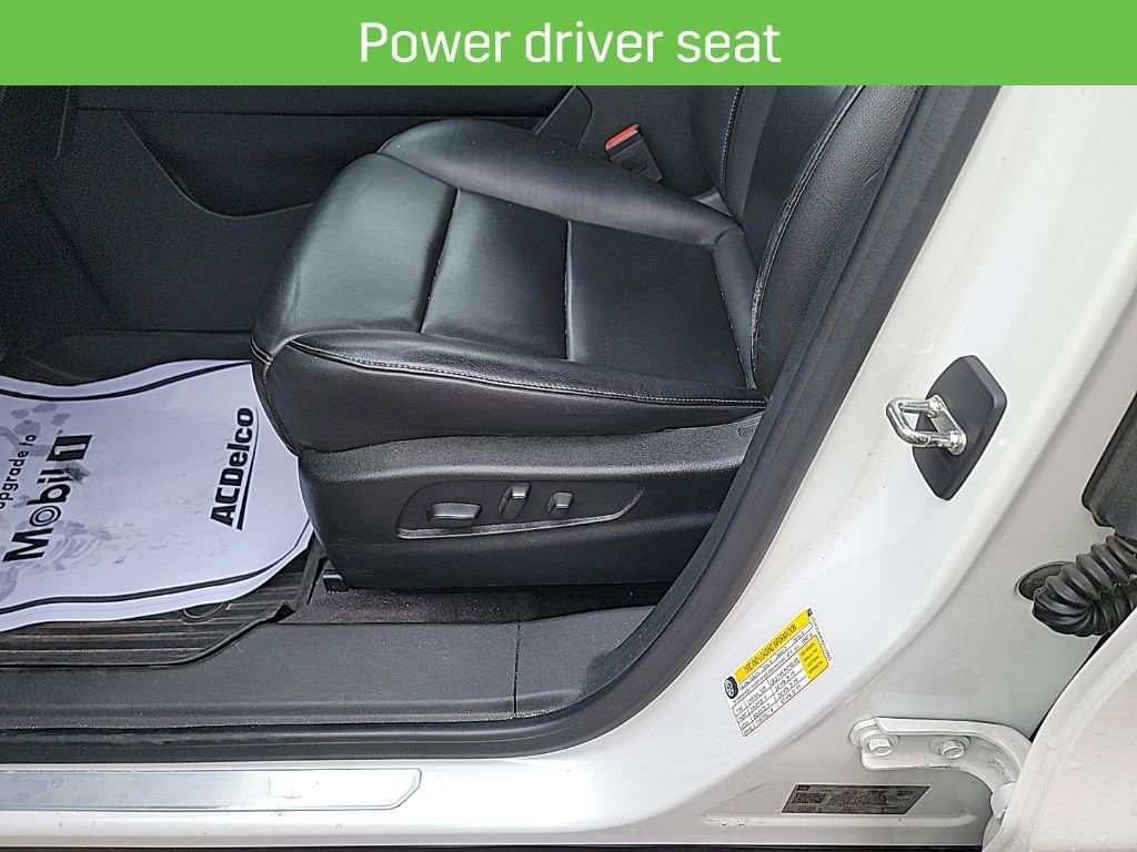 Used 2019 Cadillac XT4 Premium Luxury w/ Technology Package image 25