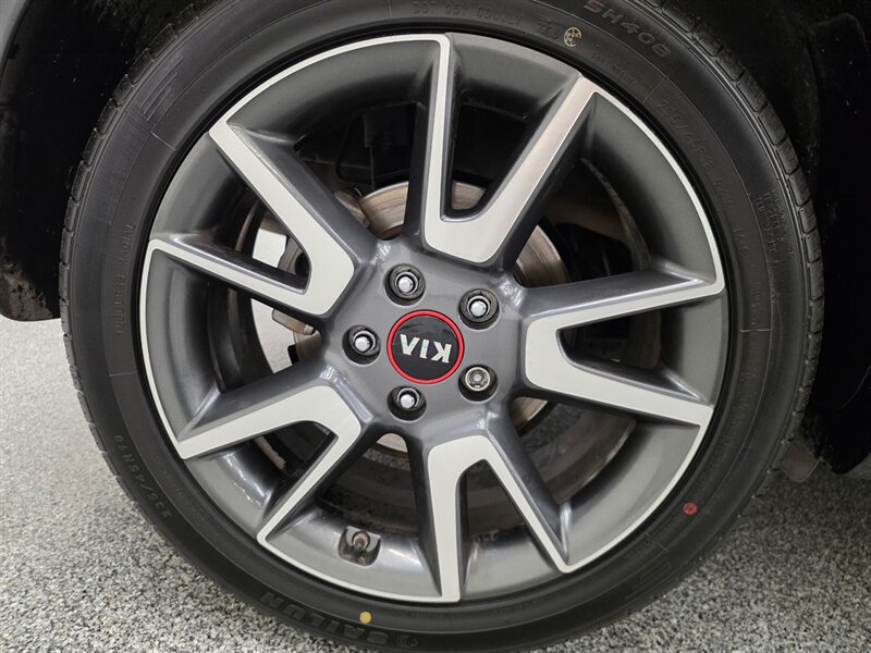 Used 2021 Kia Soul Turbo FWD image 13
