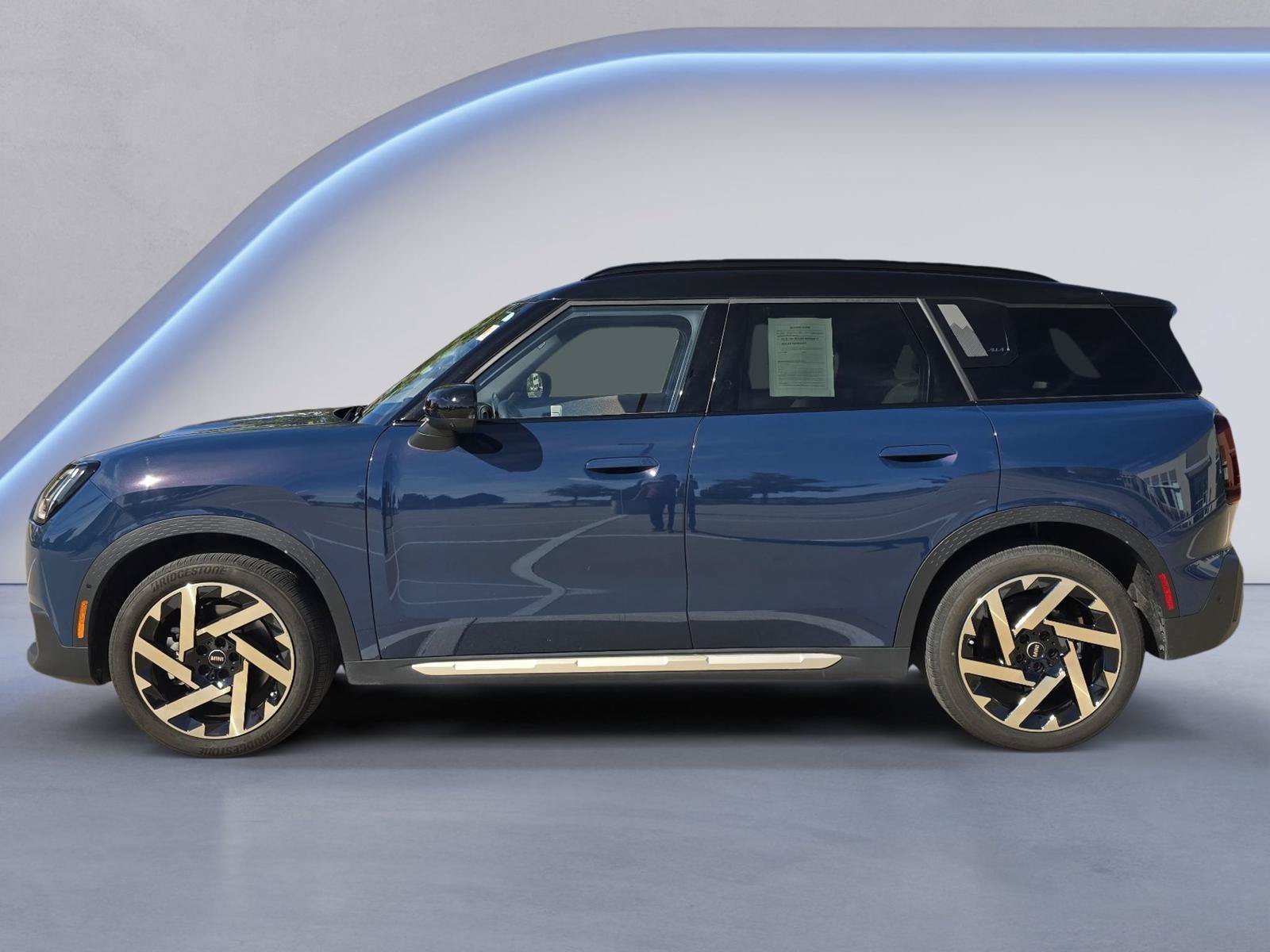 Used 2025 MINI Cooper Countryman S w/ Comfort Package Max AWD/4WD image 2