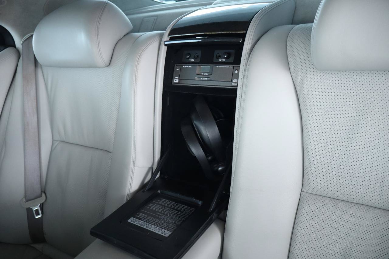 Used 2007 Lexus LS 460 L RWD image 33