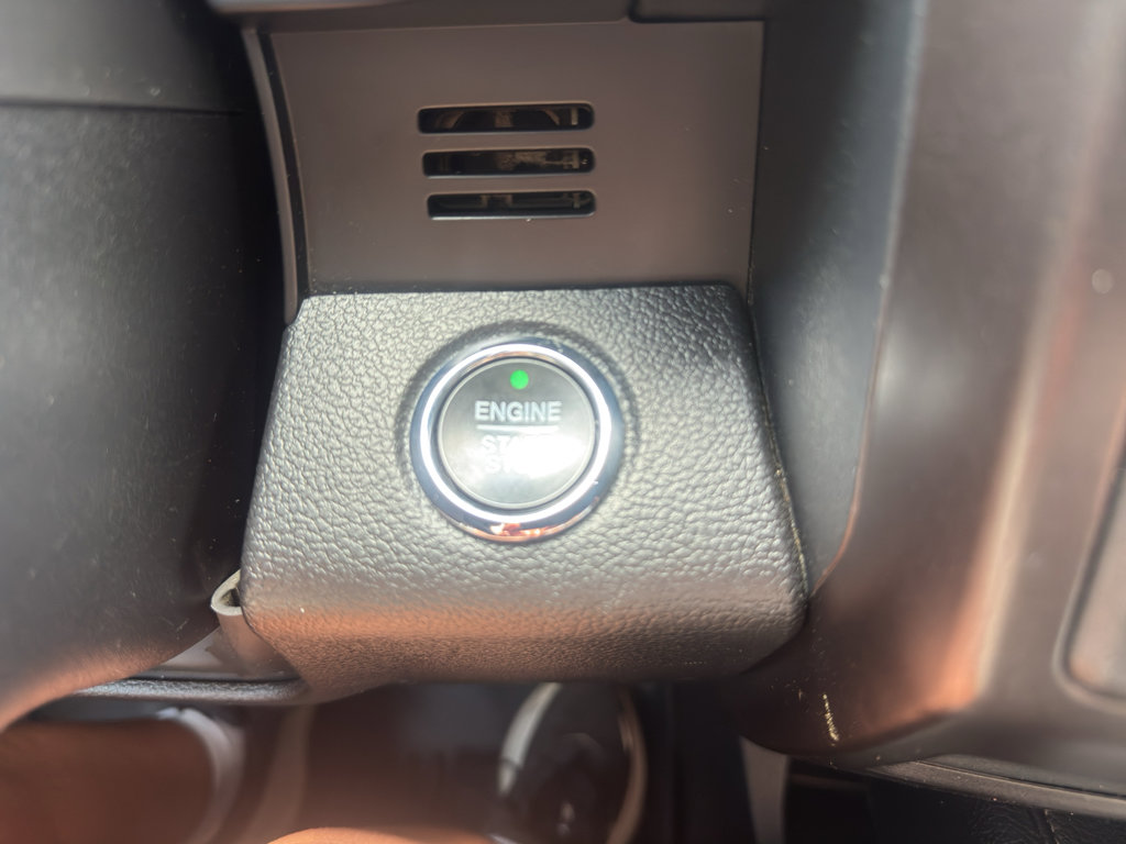 Used 2020 Ford Expedition Limited RWD image 28