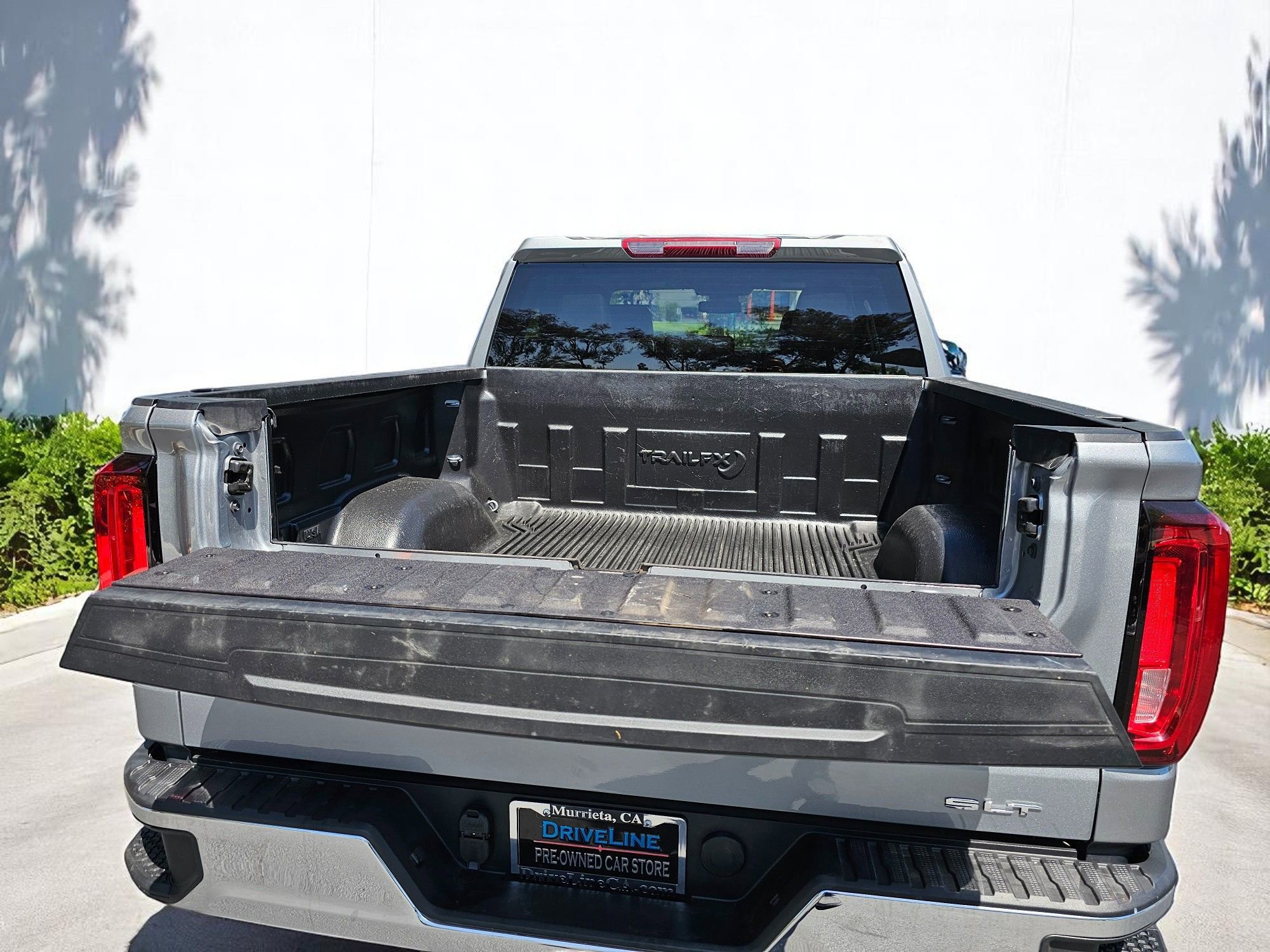Used 2024 GMC Sierra 1500 SLT AWD/4WD image 13
