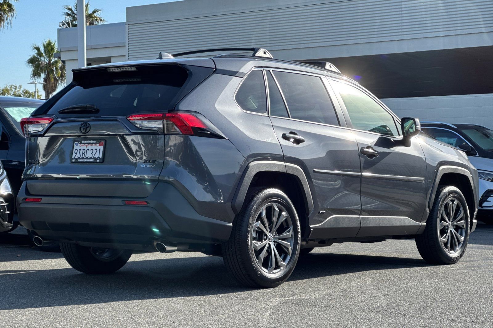 Used 2025 Toyota RAV4 XLE Premium w/ Weather Package AWD/4WD image 4