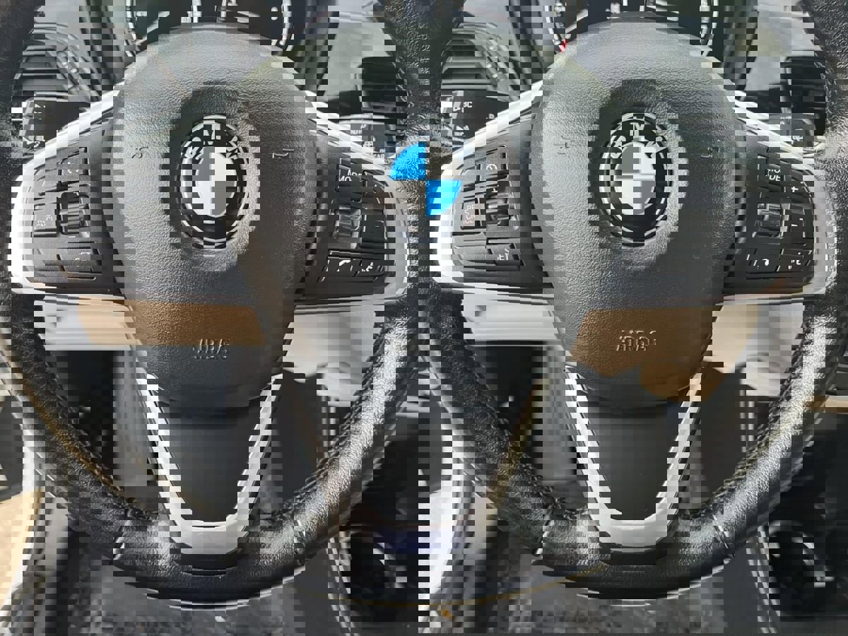 Used 2021 BMW X1 sDrive28i w/ Convenience Package image 17