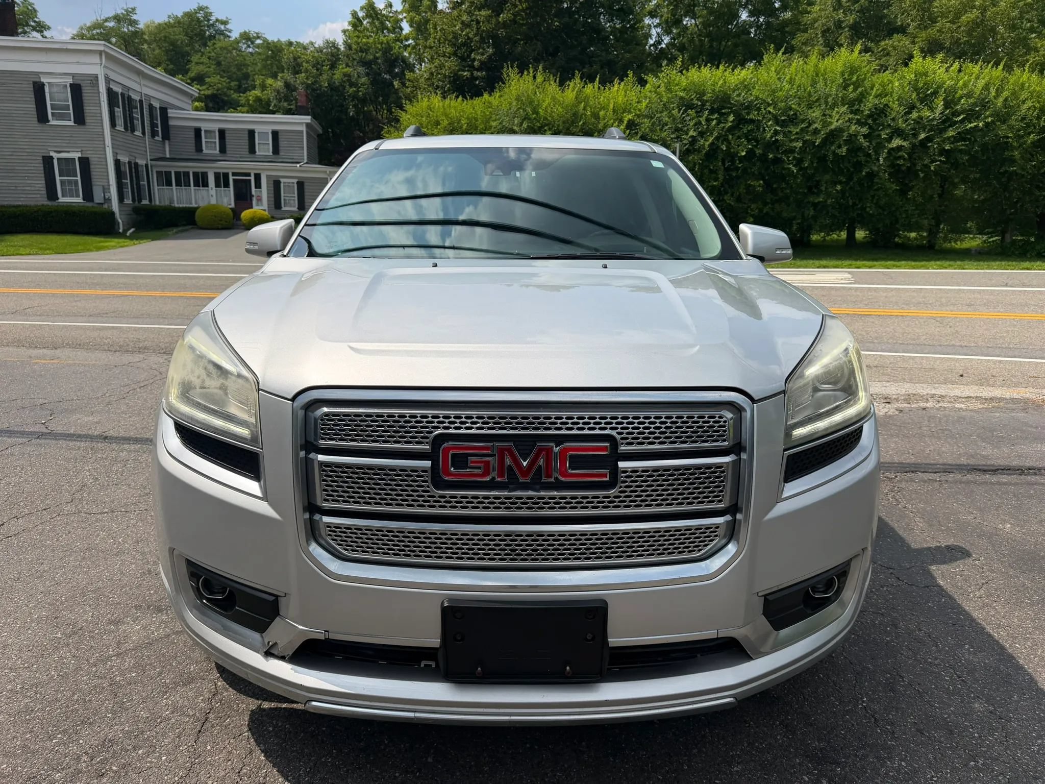 Used 2014 GMC Acadia Denali AWD/4WD image 2