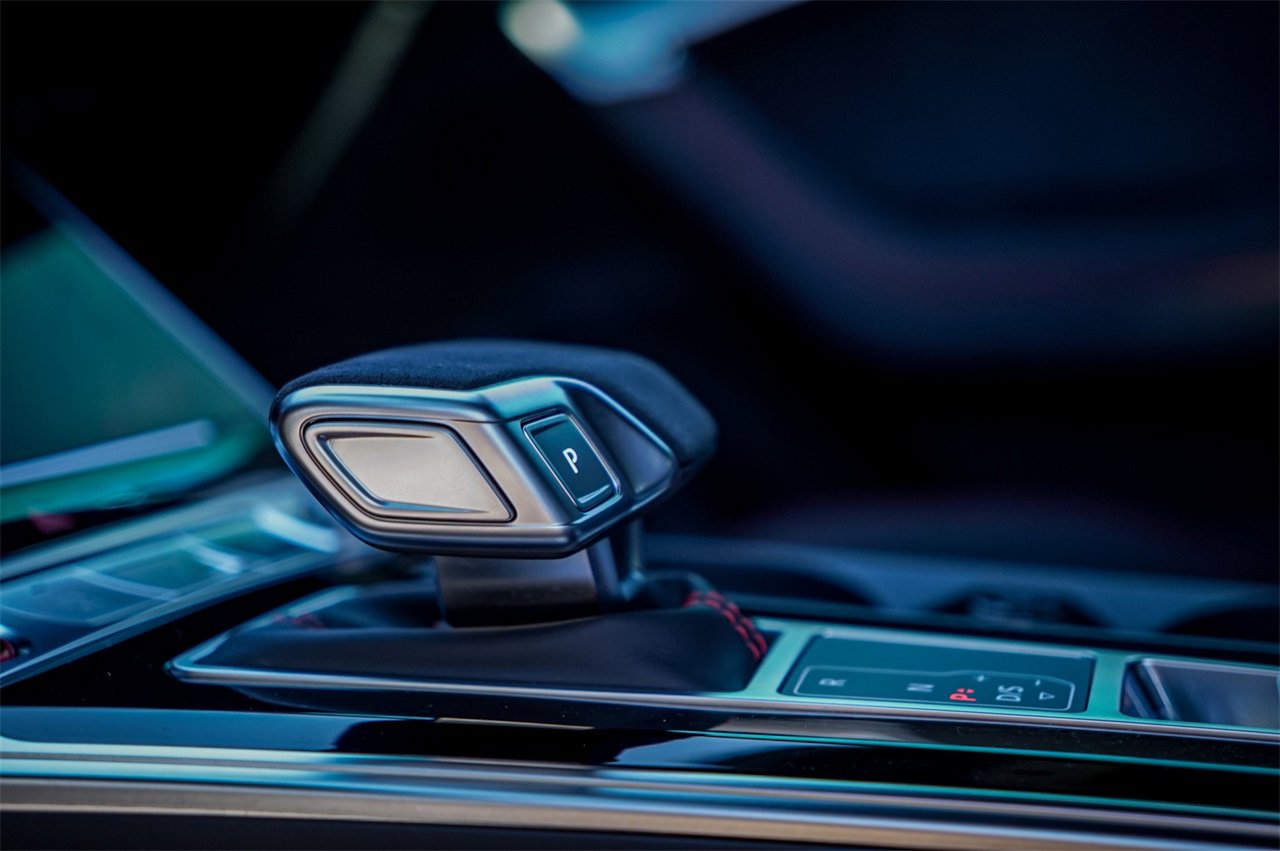 Used 2025 Audi RS 6 performance image 13