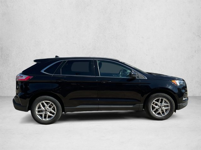 Used 2024 Ford Edge SEL AWD/4WD image 4