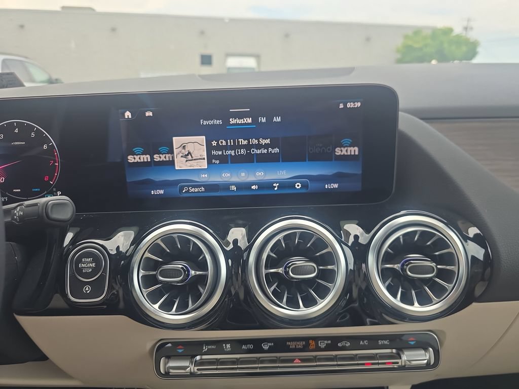 New 2026 Mercedes-Benz GLA 250 4MATIC image 18