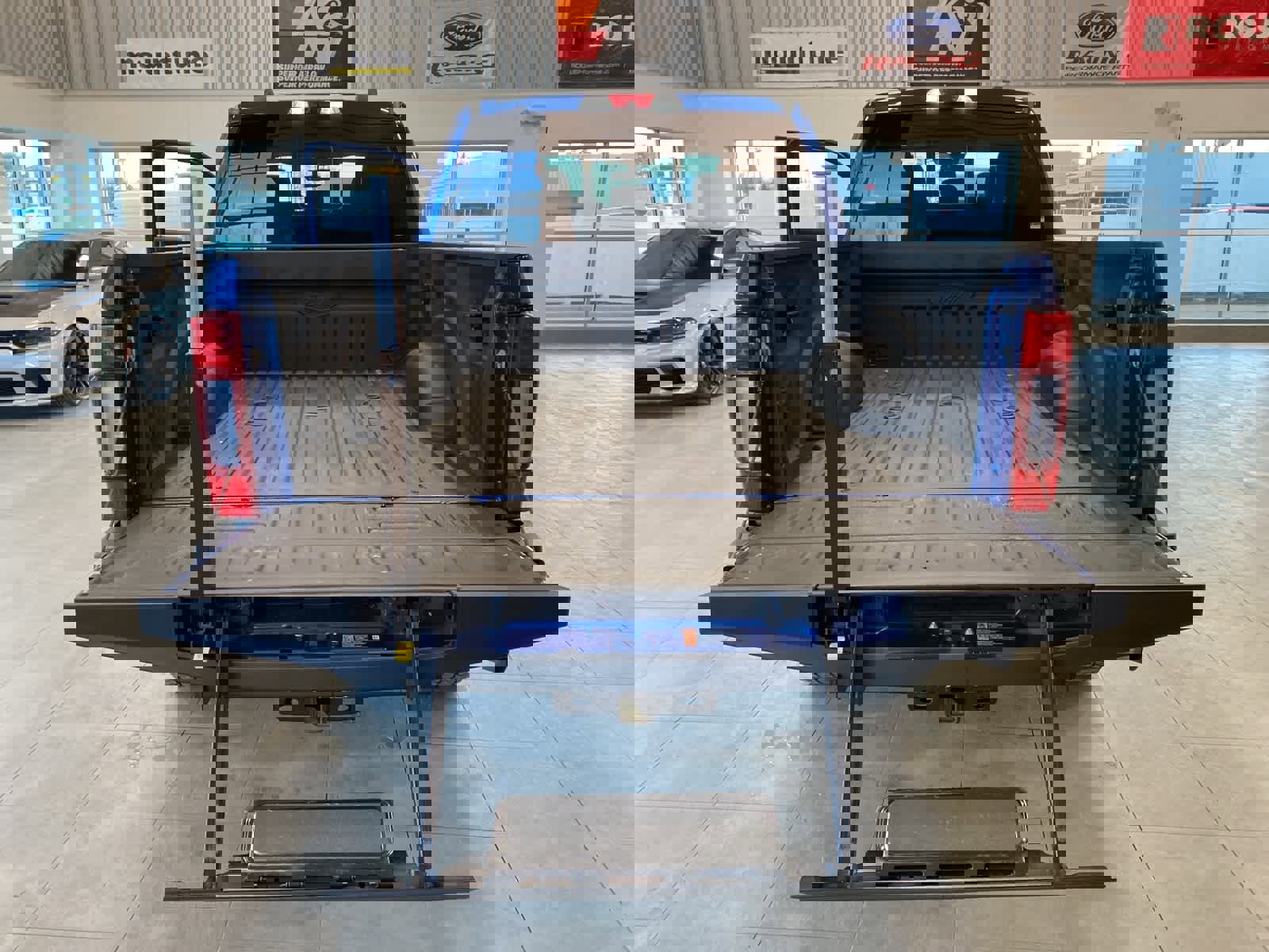 Certified 2022 Ford F350 Lariat w/ Lariat Ultimate Package image 29