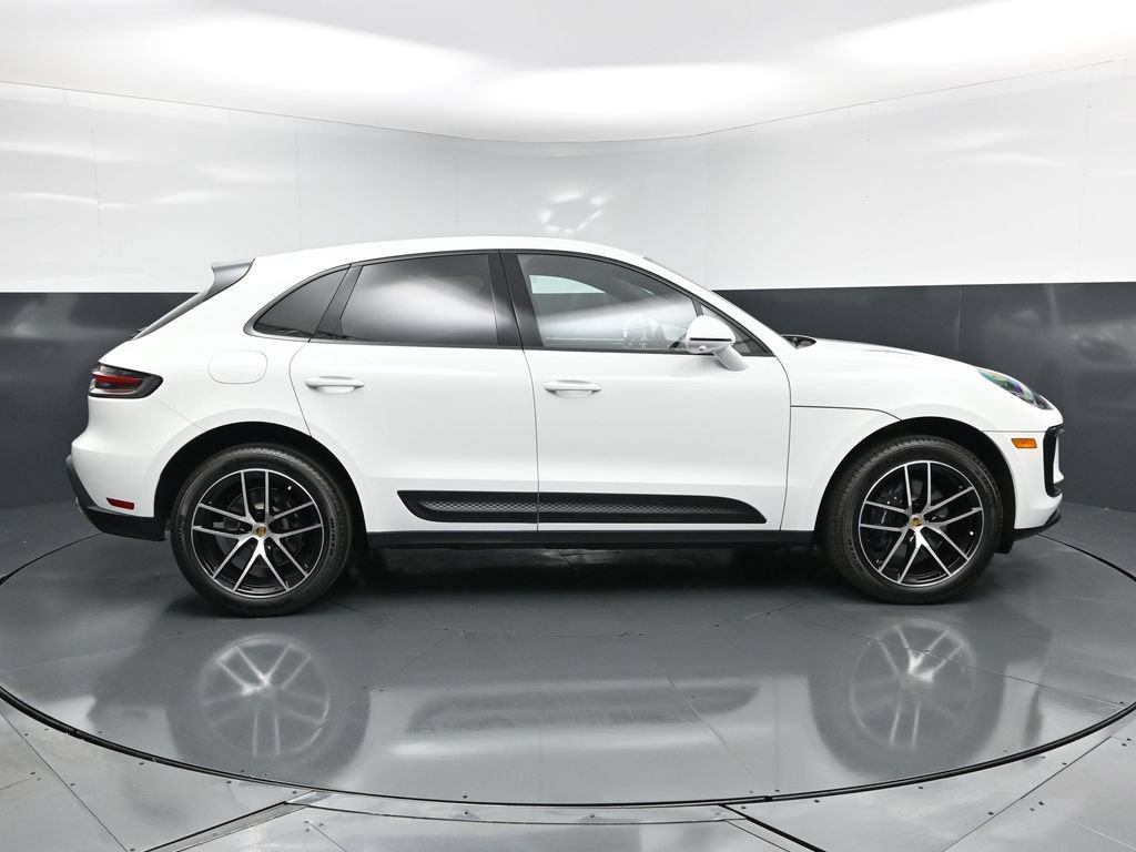 New 2026 Porsche Macan AWD/4WD image 12
