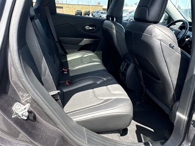 Used 2021 Jeep Cherokee Limited AWD/4WD image 26