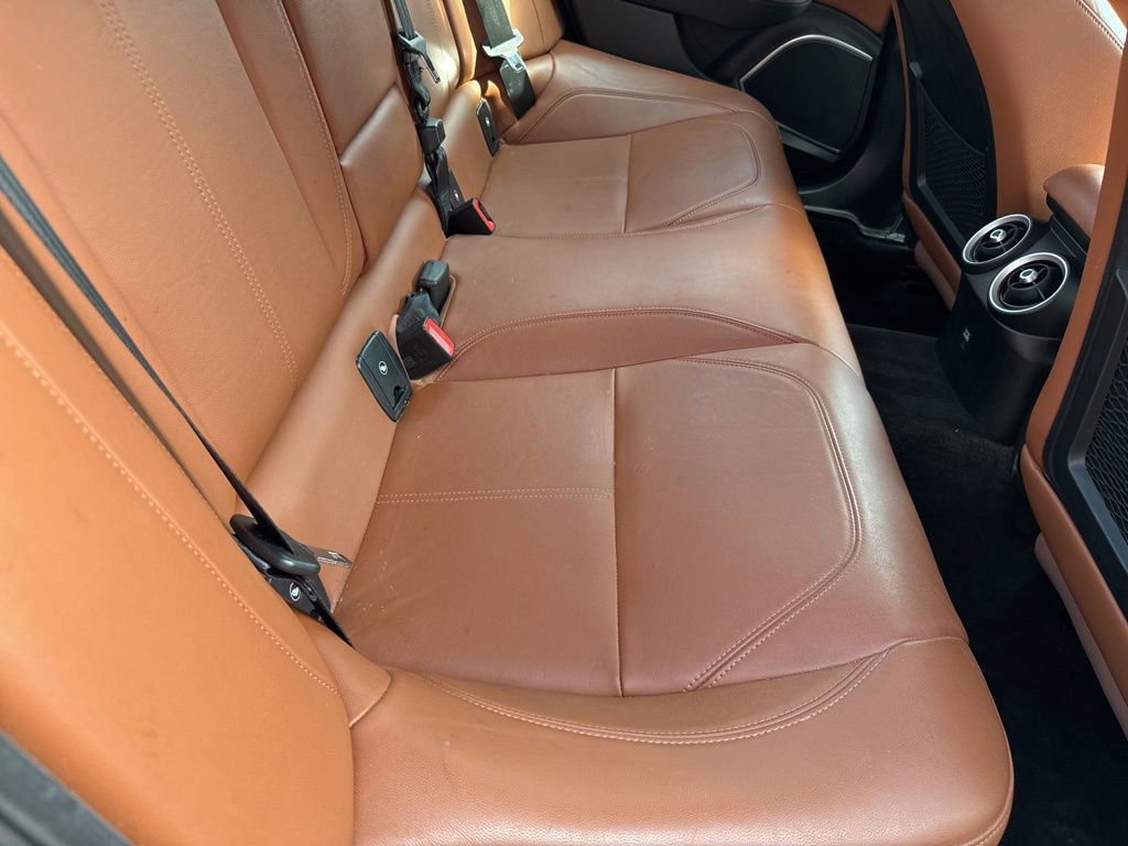 Used 2018 Alfa Romeo Giulia AWD image 53