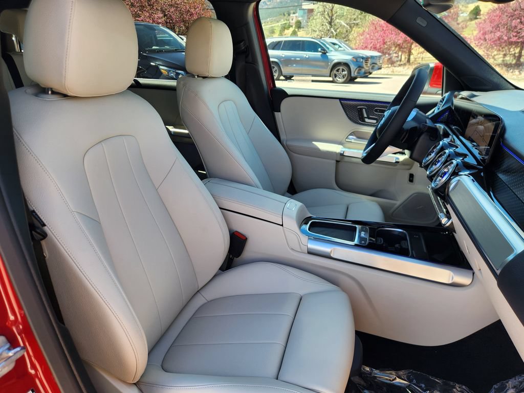 New 2026 Mercedes-Benz GLB 250 4MATIC image 16